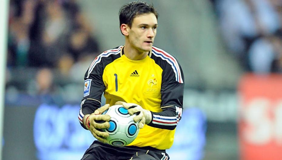 http://media.melty.fr/hugo-lloris-est-depite-sur-le-terrain-image-353575-article-ajust_930.jpg