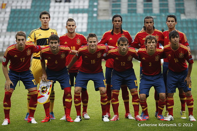 Kepa avec Jese Rodriguez (10), Suso (en haut à droite), Deulofeu (17) ou encore Saul Niguez (15) - photo : Wikipédia